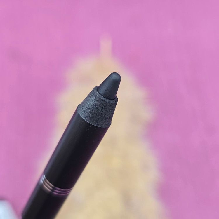 خط چشم ضدآب و ضد حساسیت سی سی